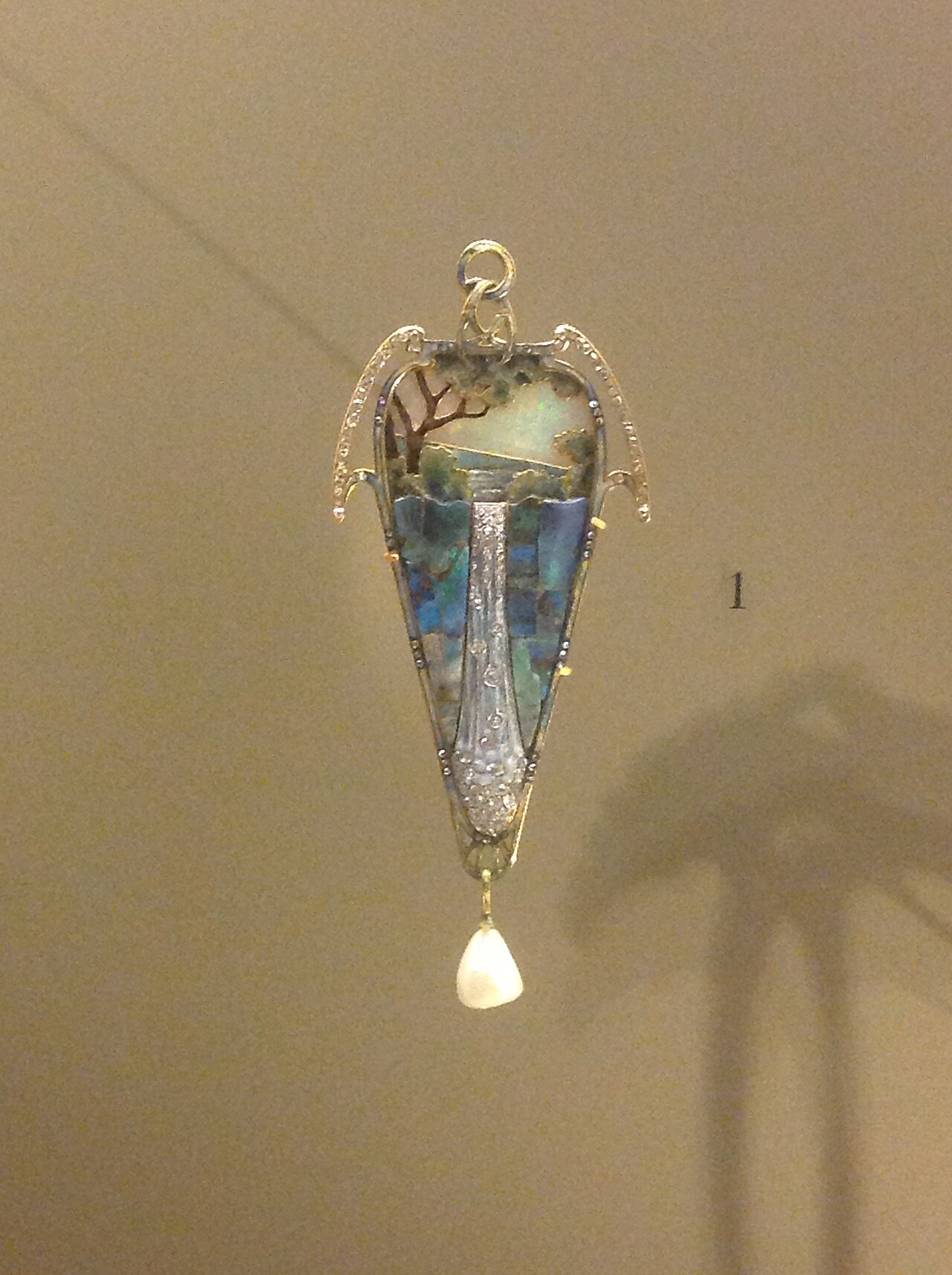 Photographie de bijoux pour la collection Pendentifs femme et pieces a offrir